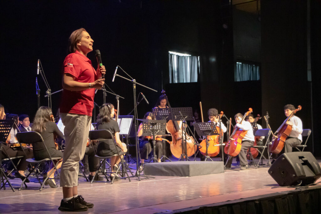 Día Internacional de las Artes Visuales (Chimkowe)